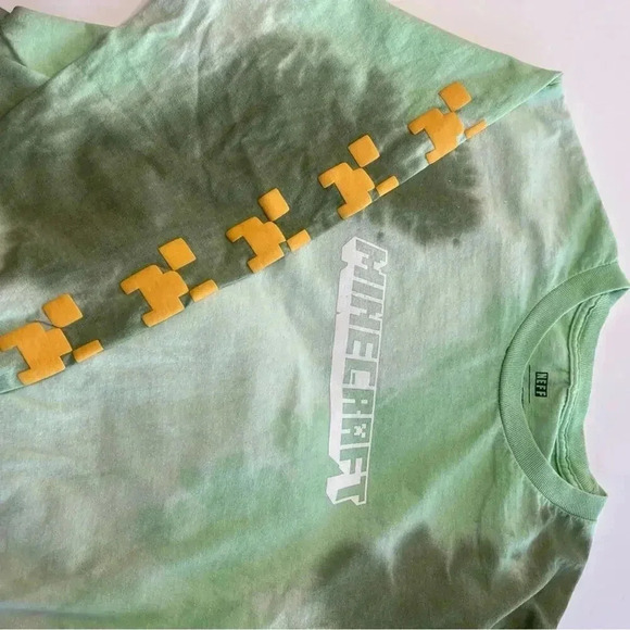 Men’s Zumiez Skate Long Sleeve Tee Bundle M Naruto Minecraft Primitive - Picture 4 of 9